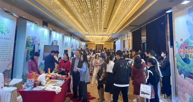 恩旅集团参加“极目楚天·钟情恩施”湖北文化旅游（广州）推介会
