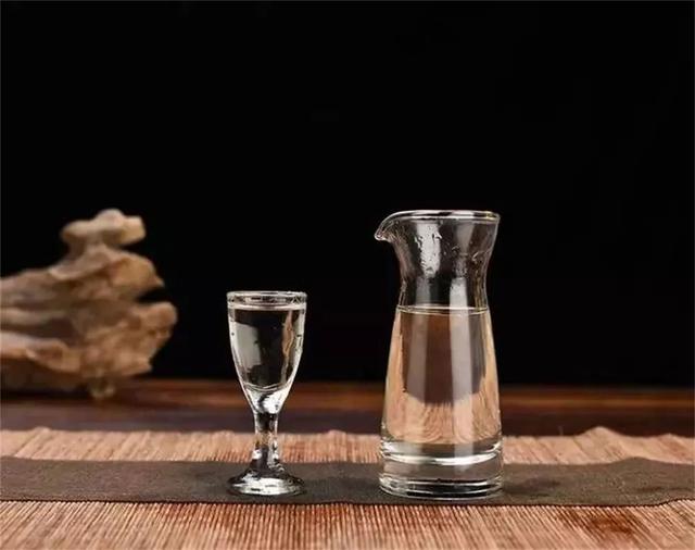 琴酒是什么酒，十大最贵洋酒排名（世界七大烈酒，白酒称得上第几）