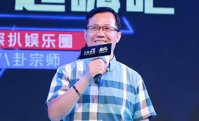 卢觅雪，卢觅雪的演艺经历（最无节操的香港狗仔时代）