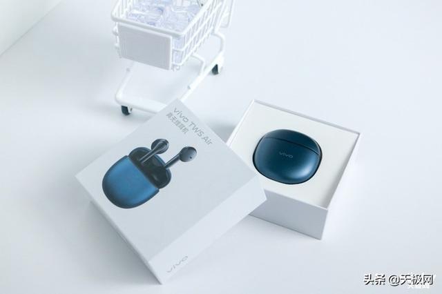 vivo蓝牙耳机怎么连接手机，蓝牙耳机怎么连接vivo手机（Air体验：翻转之间）