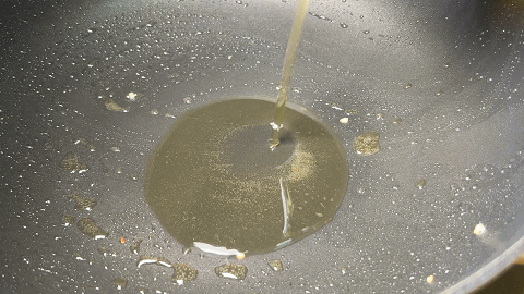 梅菜干怎么做好吃，梅干菜都怎么做好吃（鸡蛋嫩滑入味带着干香）