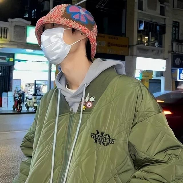 高级感男生头像，高级感拉满的男生头像微信（小众又高级的不露脸男生头像）