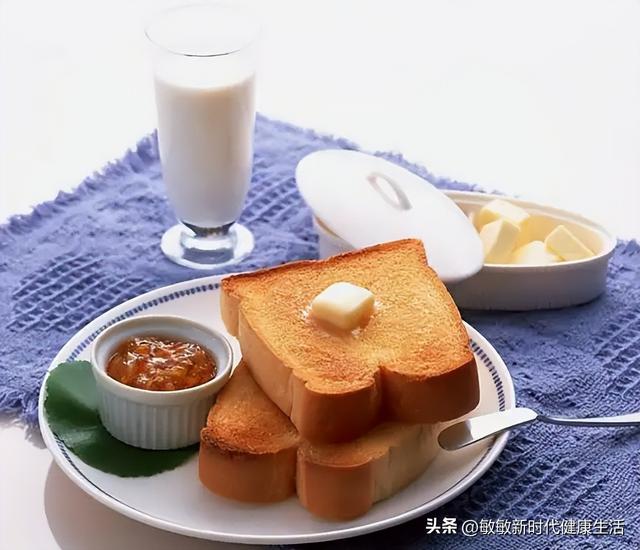 牛奶食品做法，牛奶食品的做法（一杯牛奶壮大一个民族）