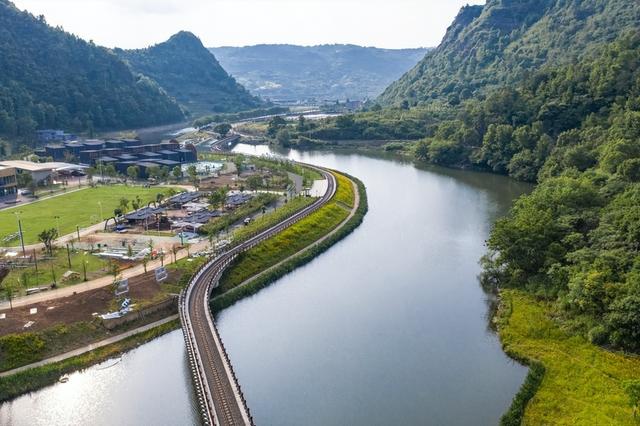 新昌最值得去的景点是哪里，邂逅夏日里的七个美好