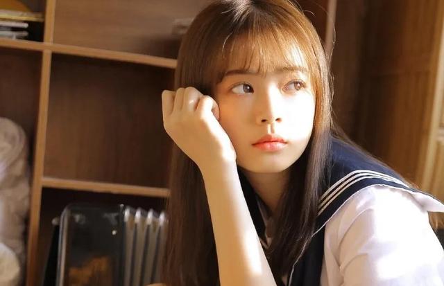 如何跟女生表白，怎样跟喜欢的女孩表白（怎么向一个女孩表白）