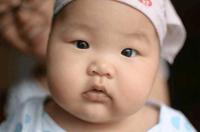 女孩几岁最好看，四十多岁女人穿什么衣服最好看（想让孩子在外貌定型之前越长越好看）