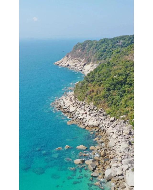 深圳西冲沙滩风景区，夏天是属于海边的季节