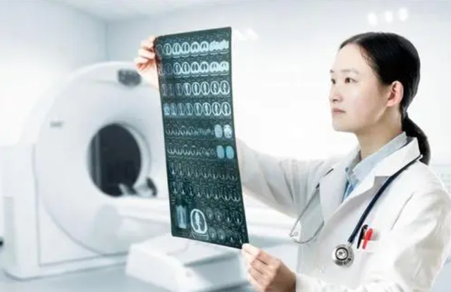 小孩做核磁共振对大脑有没有伤害，儿童做磁共振是否对大脑有影响（为何不建议大家做“核磁共振”）