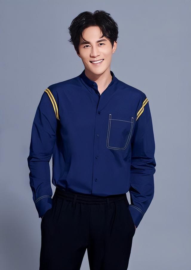 杜淳个人资料简介，杜淳个人资料年轻照（杜淳与张嘉倪分手10年）