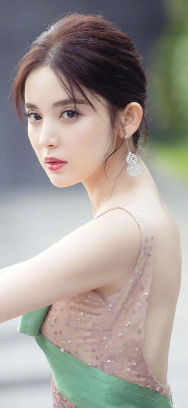 有气质女人晚安说说，有气质女人晚安说说图片大全（精选美女明星手机壁纸合集）