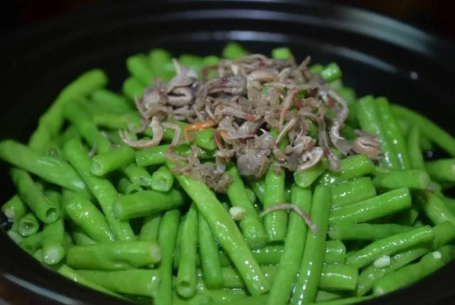 广西有什么好吃的，广西南宁有什么好吃的特产之类的（这10道桂菜比较出名）