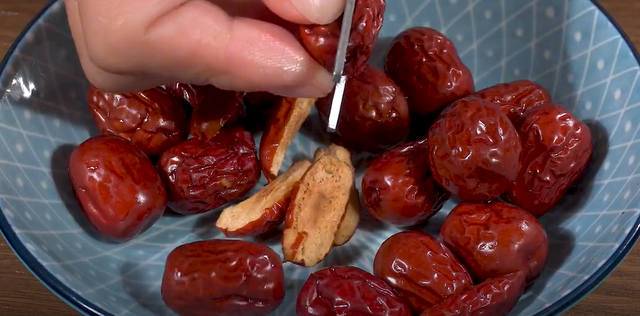 如何把葱切成葱花，如何把葱切成葱花形状（建议：多喝3款汤）