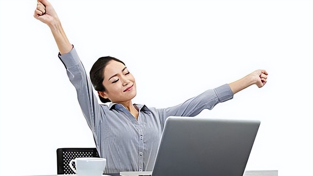 中午几点睡觉最佳时间，午睡一般几点睡最佳（医生告诉你：怎样午睡才科学）