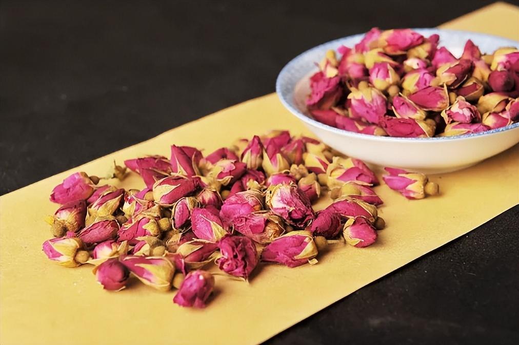 什么茶好喝又对身体好，人常喝什么茶对身体好（常喝这5款“养颜茶”）