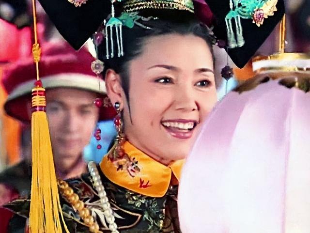 歌手姜黎黎简历，姜黎黎：嫁小3岁汪宝生