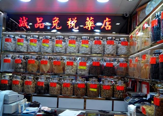 伦敦希斯罗机场免税店，国外机场免税店购物清单（英国机场华人店员愤然揭露）