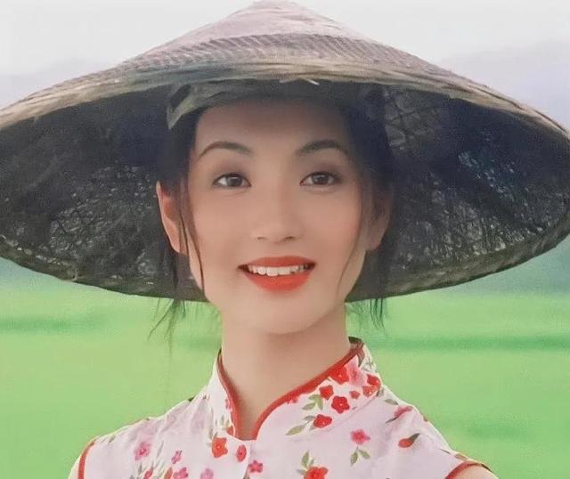 世界上最美的眼睛，世界上最美的眼睛长什么样子（星星般的眼眸里有星辰大海）