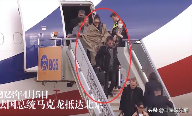 巩俐的气场有多强，看了巩俐林青霞和张敏三人的合照