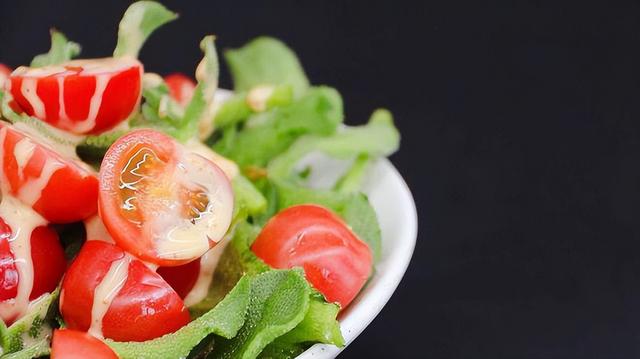 早餐吃什么比较健康，早餐吃什么最有营养又减肥（“一日三餐，早餐最为重要”）