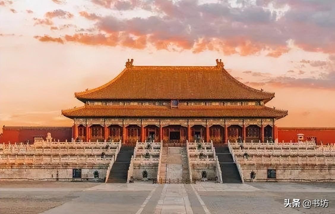 中国最高的建筑(武汉最高楼606大厦)