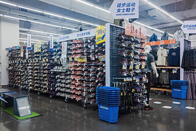 品牌运动鞋排行榜前十名，品牌运动鞋子排行榜前十名（2021国产运动鞋排行）