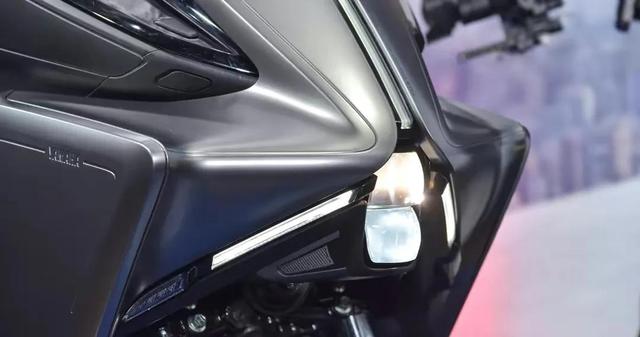 雅马哈踏板摩托车，雅马哈迅鹰悦动版怎么样（雅马哈新款155踏板车上市）