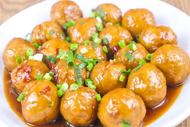 除夕吃饭有哪些讲究，老人讲“5菜不上桌