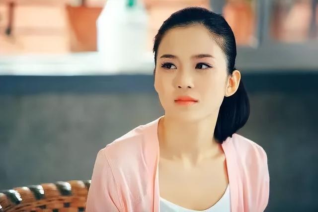 忍冬艳蔷薇演员表，忍冬艳蔷薇演员表小韩冲（赵韩樱子：清纯演员变网红）