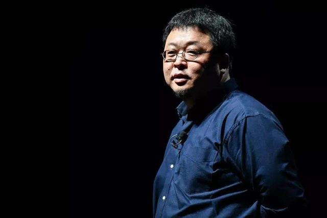 董事长、总裁、ceo哪个最大 董事长职位最大，董事长、总裁、ceo哪个最大（十大东山再起的顶级企业家）