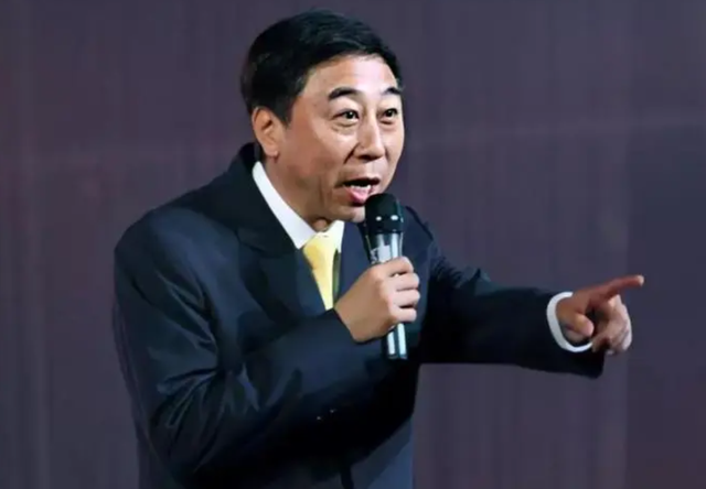 benz雄，benz雄开的是什么奔驰（实则家世显赫的10位男星）