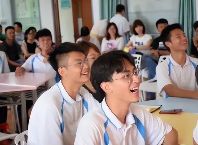 技校可以学什么，去技校学什么好（技校生选专业太重要了）