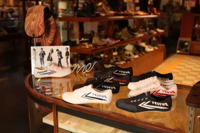 板鞋品牌排行榜前十名，板鞋品牌排行榜（8个必买的国产平价小白鞋品牌）