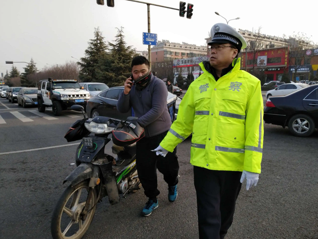 机车可以上高速吗，什么标准的摩托车可以上高速（交警：满足这5个要求就可以）