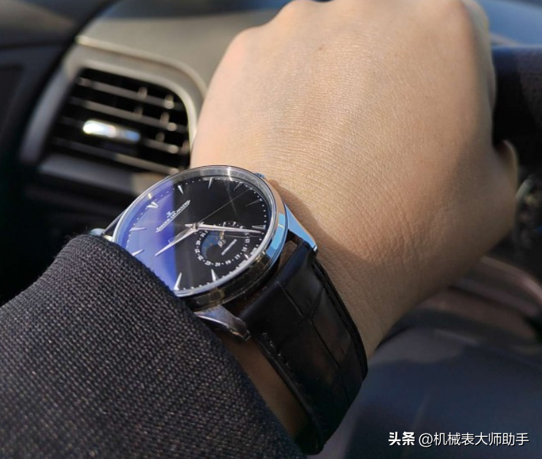 手表带哪只手更合适，手表带哪只手更合适女生（2022年最新的手表排名榜单）