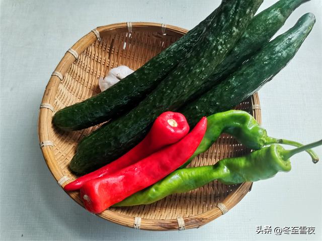 黄瓜咸菜的做法，黄瓜咸菜的做法大全（秘制快速腌黄瓜方子）