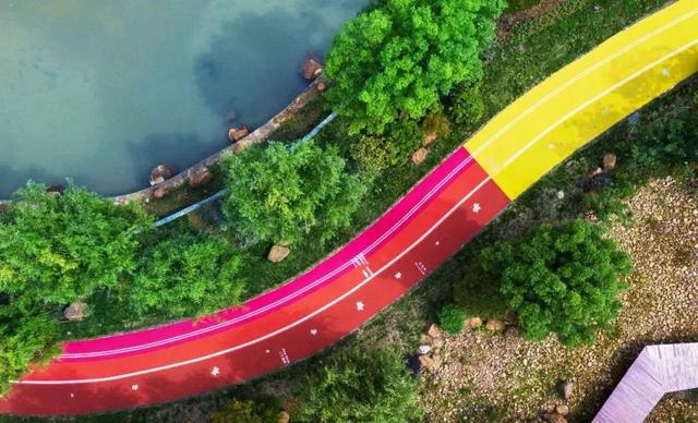 贵阳中学排名前十的学校，2021年贵阳高中排名前十（贵阳楼市2021年）