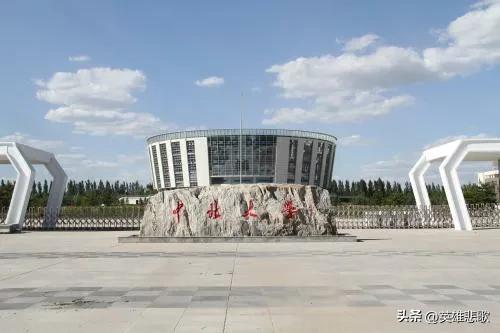 双一流大学中北大学，中北大学是不是双一流大学（中北大学，一所尴尬万分的高校）