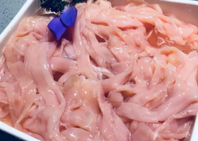 海底捞火锅图片，海底捞自热火锅所有口味大测评（这6款食材很不错）