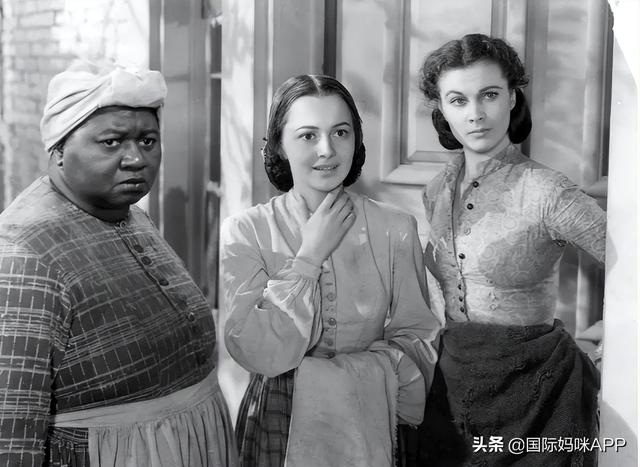 飘的作者及作品简介，飘的作者及作品简介读后感（人们走在路上没有同伴就只能学会坚强）