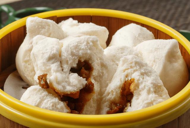 广东早茶的详细做法，广东早茶菜谱大全（广东人吃早茶必点的10种点心）