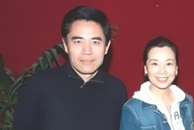 演员李海洋图片，何冰妻子李海洋（个个将妻子捧在手心）