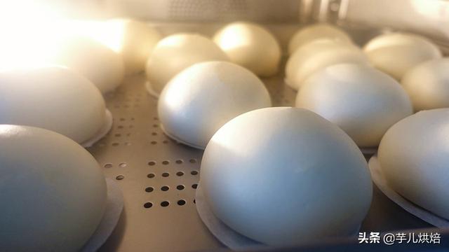 馒头干怎么做才酥脆，怎么把馒头干炸的酥脆（放干面粉的比例是关键）