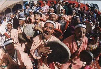 新疆肉孜节是什么节日，新疆维族肉孜节是哪天（开斋节也叫肉孜节）