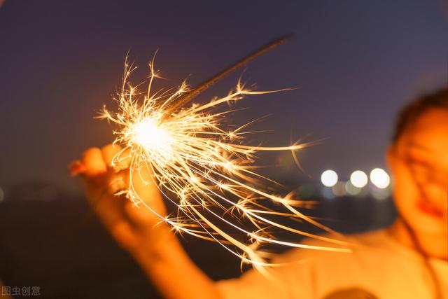 写给心累的自己，有哪些写给心累的自己的句子（温暖治愈的阳光句子）