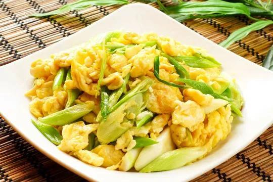 什么常见的蔬菜和水果含硒多，什么蔬菜,水果含硒比较多（建议中老年：宁可少吃肉）