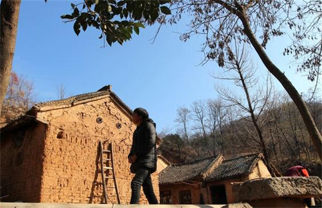 玛格丽特公主，玛格丽特公主的一生（双性人的日子到底有多苦）