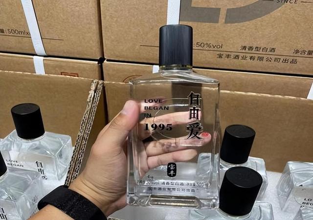 酒桌上的敬酒词，酒桌上的敬酒词简短（别再支支吾吾像“哑巴”）