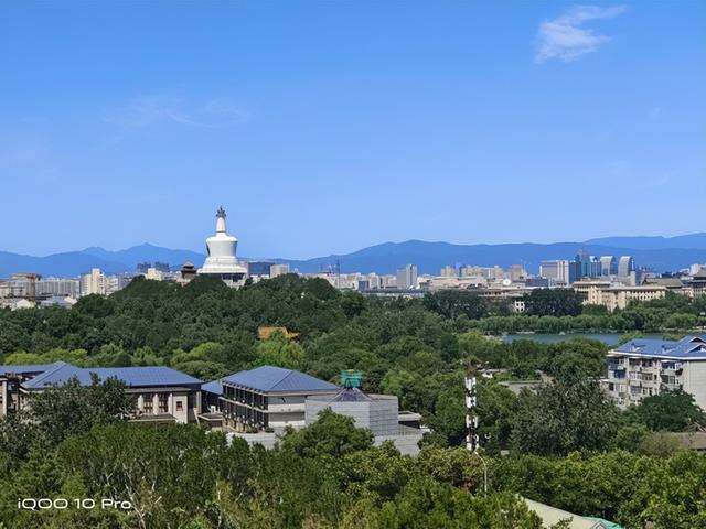 iQOO 10 Pro影像实测，双5000万主摄表现如何？