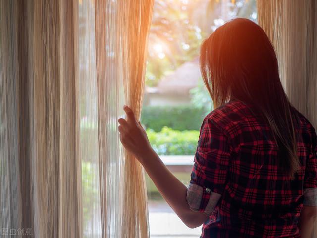 对啥都不感兴趣是抑郁了吗，对什么都不感兴趣是抑郁症吗（说不定你患上了抑郁症）