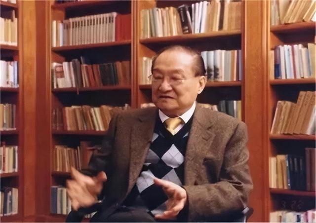 好听的女主名字，惊艳出尘清冷的女孩名（金庸给女子取名时）